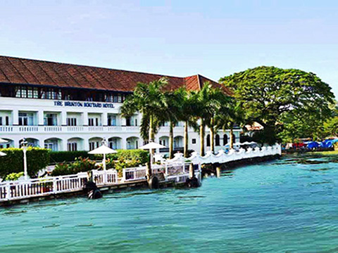 Top Brunton Boatyard