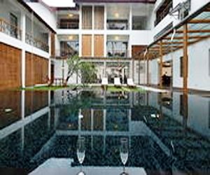 eighth bastion hotel